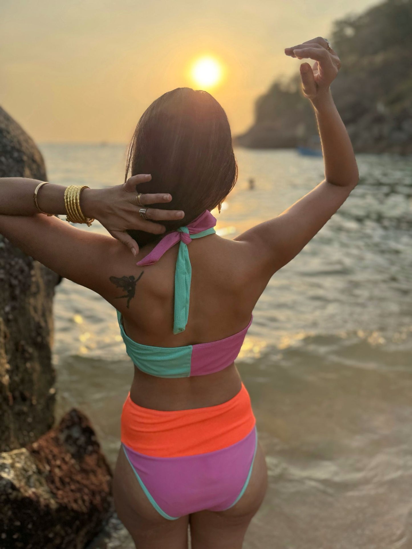 Pastel Colourblocked Tie-up Swimwear