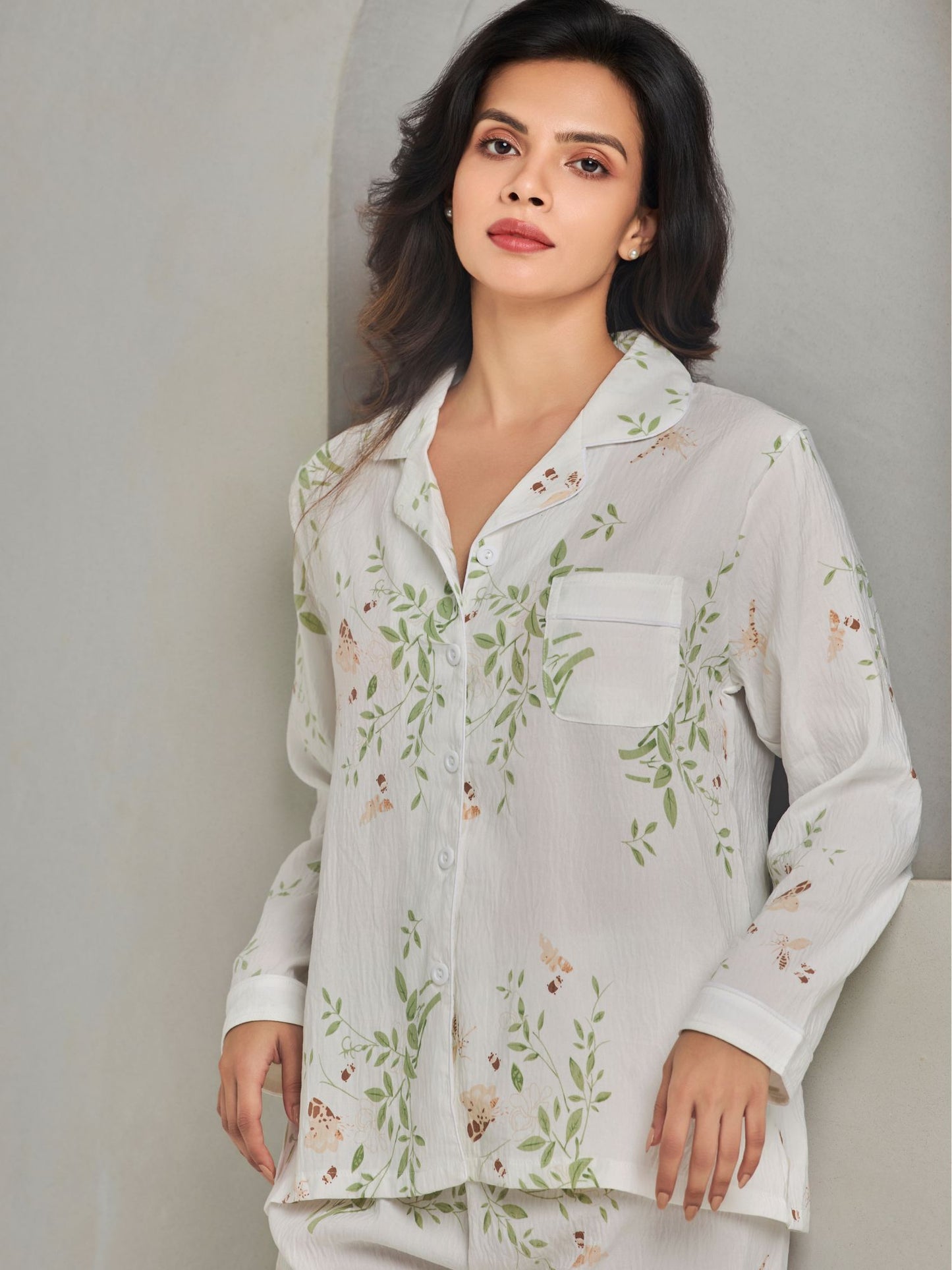 Comfortable Cotton White Sleepwear Set Of Shirt And Pant