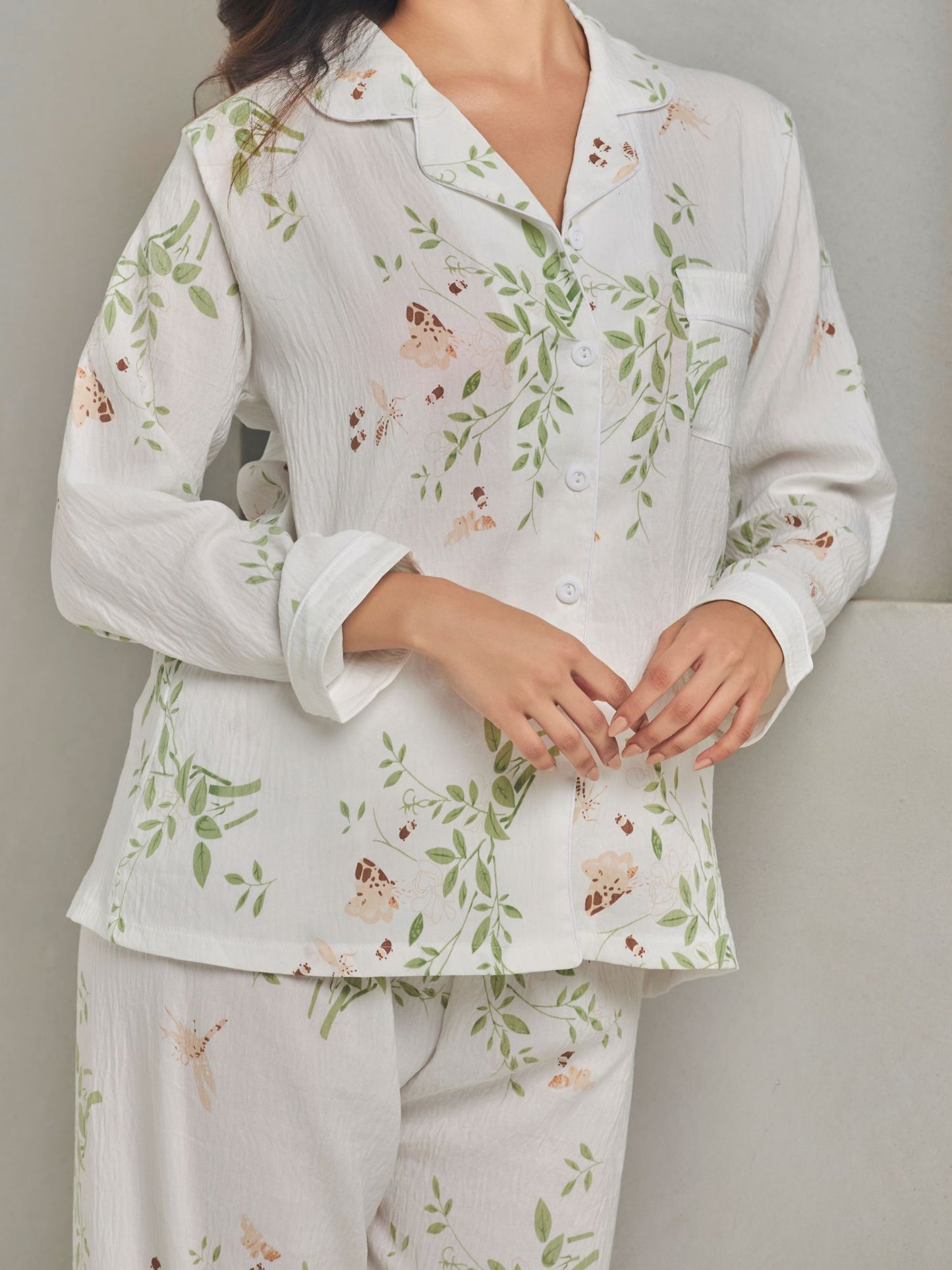 Comfortable Cotton White Sleepwear Set Of Shirt And Pant