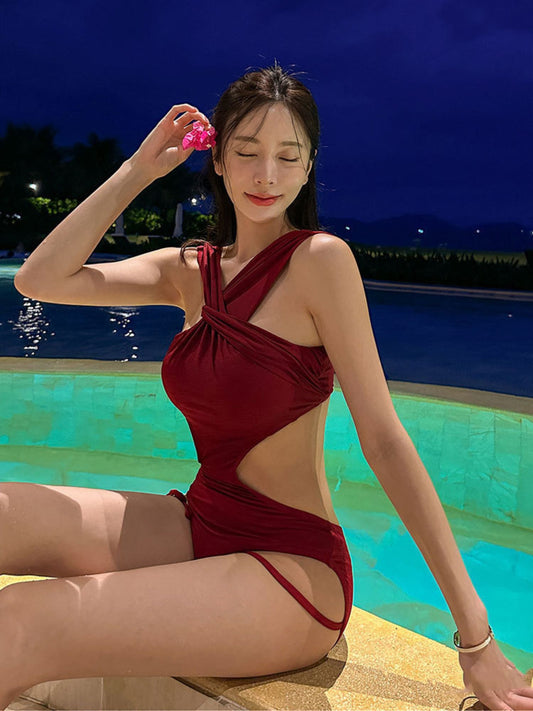 Crimson Curve One-Shoulder Monokini